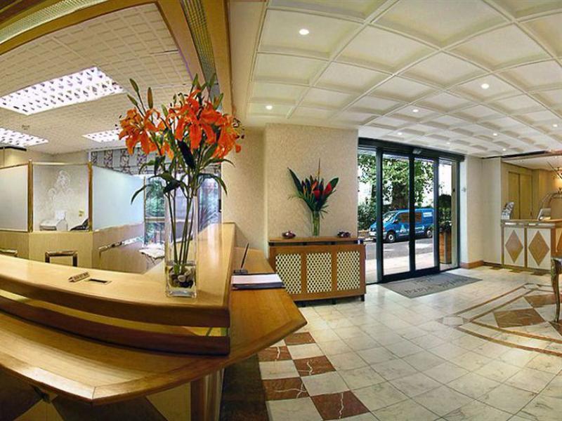Norfolk Plaza Hotel 伦敦 外观 照片